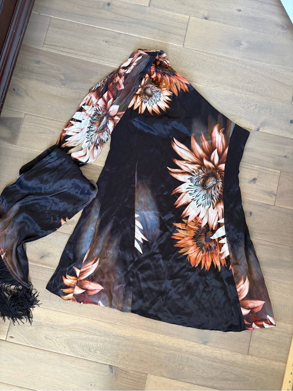 NWT Karen Millen Viscose Satin Tie Neck Scarf Mini Dress Floral Print US12 - Picture 9 of 13
